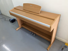 Load image into Gallery viewer, Yamaha Arius YDP-131 Digital Piano in cherry / light oak finish stock nr 23162