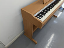 Load image into Gallery viewer, Yamaha Arius YDP-131 Digital Piano in cherry / light oak finish stock nr 23162