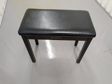 Load image into Gallery viewer, Yamaha Clavinova CLP-330 Digital Piano in dark rosewood finish stock nr 23168