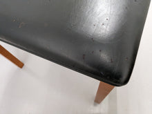 Load image into Gallery viewer, Yamaha Clavinova CLP-320 Digital Piano and stool in cherry wood, stock no 23182