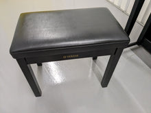 Load image into Gallery viewer, YAMAHA CLAVINOVA CLP-370PE DIGITAL PIANO + STOOL IN GLOSSY BLACK stock nr 23186