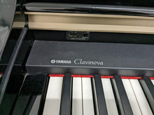 Load image into Gallery viewer, YAMAHA CLAVINOVA CLP-370PE DIGITAL PIANO + STOOL IN GLOSSY BLACK stock nr 23186