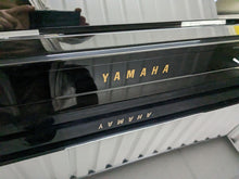 Load image into Gallery viewer, Yamaha Clavinova CLP-440PE Digital Piano polished ebony glossy black stock 23184
