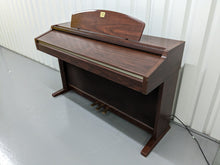 Load image into Gallery viewer, YAMAHA CLAVINOVA CLP-950 Digital Piano in mahogany stock nr 23124