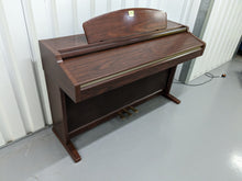 Load image into Gallery viewer, YAMAHA CLAVINOVA CLP-950 Digital Piano in mahogany stock nr 23124