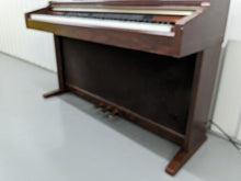 Load image into Gallery viewer, YAMAHA CLAVINOVA CLP-950 Digital Piano in mahogany stock nr 23124