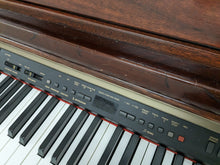 Load image into Gallery viewer, YAMAHA CLAVINOVA CLP-950 Digital Piano in mahogany stock nr 23124