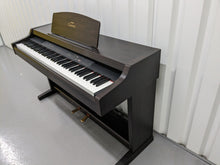 Load image into Gallery viewer, Yamaha Clavinova CLP-820 Digital Piano in dark rosewood stock nr 23204