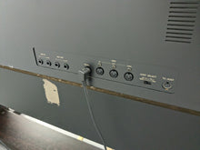 Load image into Gallery viewer, Yamaha Clavinova CLP-820 Digital Piano in dark rosewood stock nr 23204