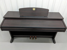 Load image into Gallery viewer, Yamaha Clavinova CVP-202 Digital Piano arranger Full Size 88 keys stock nr 23238