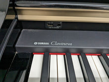 Load image into Gallery viewer, YAMAHA CLAVINOVA CLP-370PE DIGITAL PIANO + STOOL IN GLOSSY BLACK stock nr 23290