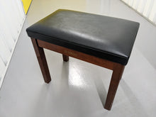 Load image into Gallery viewer, YAMAHA CLAVINOVA CVP-309PM DIGITAL PIANO + STOOL IN GLOSSY MAHOGANY stock 23281
