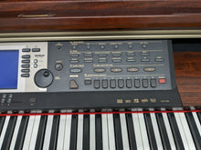 Load image into Gallery viewer, Yamaha Clavinova CVP-205 in mahogany with big speakers in base stock nr 23297
