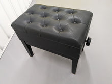 Load image into Gallery viewer, Yamaha Arius YDP-162 Digital Piano satin black, clavinova keyboard stock # 23313