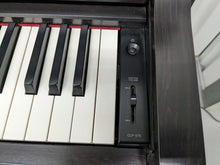 Load image into Gallery viewer, Yamaha Clavinova CLP-575 digital piano + stool in dark rosewood stock nr 23324