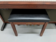 Load image into Gallery viewer, Yamaha Clavinova CVP-305 Digital Piano / arranger in mahogany stock nr 23351