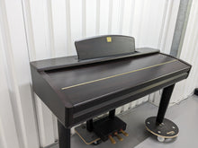 Load image into Gallery viewer, YAMAHA CLAVINOVA CVP-307 DIGITAL PIANO ARRANGER + STOOL IN ROSEWOOD STOCK #23382
