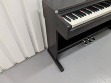Load image into Gallery viewer, Yamaha Arius YDP-131 Digital Piano in rosewood finish stock nr 23389