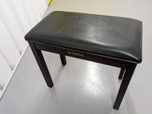 Load image into Gallery viewer, Yamaha Clavinova CVP-301 Digital Piano / arranger in rosewood. stock # 23396