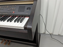 Load image into Gallery viewer, Yamaha Clavinova CVP-301 Digital Piano / arranger in rosewood. stock # 23396