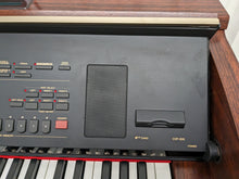 Load image into Gallery viewer, Yamaha Clavinova CVP-305 Digital Piano arranger in mahogany stock #23400