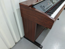 Load image into Gallery viewer, Yamaha Clavinova CVP-305 Digital Piano arranger in mahogany stock #23400