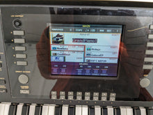 Load image into Gallery viewer, Yamaha Clavinova CVP-305 Digital Piano / arranger and stool in dark rosewood stock nr 23441