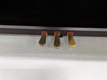 Load image into Gallery viewer, Yamaha Clavinova CVP-301 Digital Piano / arranger in rosewood. stock # 23444