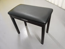Load image into Gallery viewer, Yamaha Clavinova CLP-470 rosewood with wooden keys action + stool stock no 23463