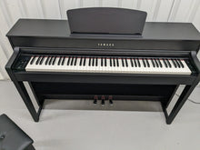 Load image into Gallery viewer, Yamaha Clavinova CLP-535 digital piano and stool in satin black stock # 23466