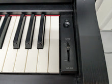 Load image into Gallery viewer, Yamaha Clavinova CLP-535 digital piano and stool in satin black stock # 23466