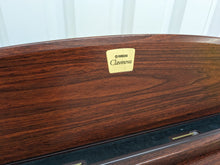 Load image into Gallery viewer, Yamaha Clavinova CVP-305 Digital Piano / arranger in mahogany stock nr 23477
