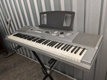 Load image into Gallery viewer, Yamaha DGX-220 76 Key Portable Grand piano keyboard and stand  stock #24023