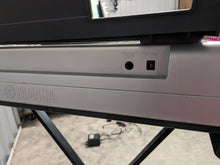 Load image into Gallery viewer, Yamaha DGX-220 76 Key Portable Grand piano keyboard and stand  stock #24023