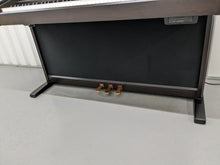 Load image into Gallery viewer, Yamaha Clavinova CVP-205 in rosewood with big speakers in base stock nr 24024