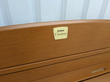 Load image into Gallery viewer, YAMAHA CLAVINOVA CLP-370c DIGITAL PIANO + STOOL in cherry wood stock nr 24036