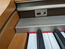 Load image into Gallery viewer, YAMAHA CLAVINOVA CLP-370c DIGITAL PIANO + STOOL in cherry wood stock nr 24036