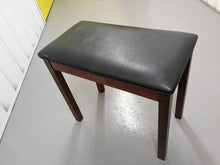 Load image into Gallery viewer, Yamaha Clavinova CLP-950 Digital Piano and stool in mahogany stock nr 24045