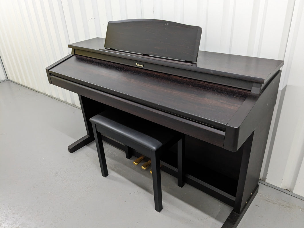 Roland KR375 intelligent digital piano / arranger with stool Stock nr 24068