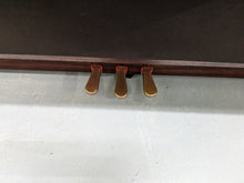 Load image into Gallery viewer, Yamaha Clavinova CLP-950 Digital Piano in mahogany finish stock nr 24139
