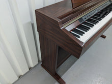 Load image into Gallery viewer, Yamaha Clavinova CLP-950 Digital Piano in mahogany finish stock nr 24139