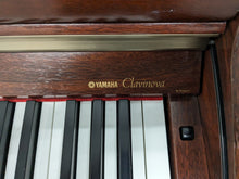 Load image into Gallery viewer, Yamaha Clavinova CLP-950 Digital Piano in mahogany finish stock nr 24139