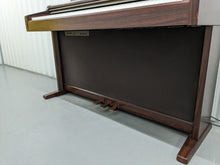 Load image into Gallery viewer, Yamaha Clavinova CLP-950 Digital Piano in mahogany finish stock nr 24139