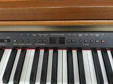 Load image into Gallery viewer, Yamaha Clavinova CLP-950 Digital Piano in cherry wood / light oak stock nr 24162