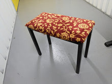 Load image into Gallery viewer, Yamaha Clavinova CLP-411 Digital Piano and stool in dark rosewood stock # 24172