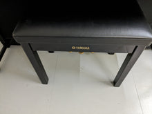 Load image into Gallery viewer, YAMAHA CLAVINOVA CLP-380PE DIGITAL PIANO + STOOL GLOSSY BLACK stock nr 24174