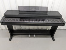 Load image into Gallery viewer, Yamaha Clavinova CLP-550 digital piano in black finish spares / repair 24208