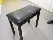 Load image into Gallery viewer, Yamaha Clavinova CVP-203 Digital Piano arranger with stool stock nr 24235