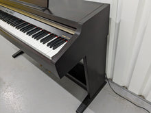 Load image into Gallery viewer, Yamaha Clavinova CLP-920 digital piano and stool in dark rosewood finish stock # 24226
