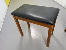 Load image into Gallery viewer, Yamaha Clavinova CLP-150c Digital Piano with stool in light oak stock nr 24225